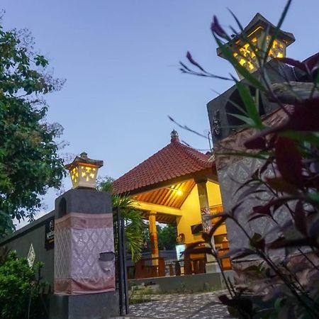 Wabitaka Bungalow Toyapakeh 외부 사진